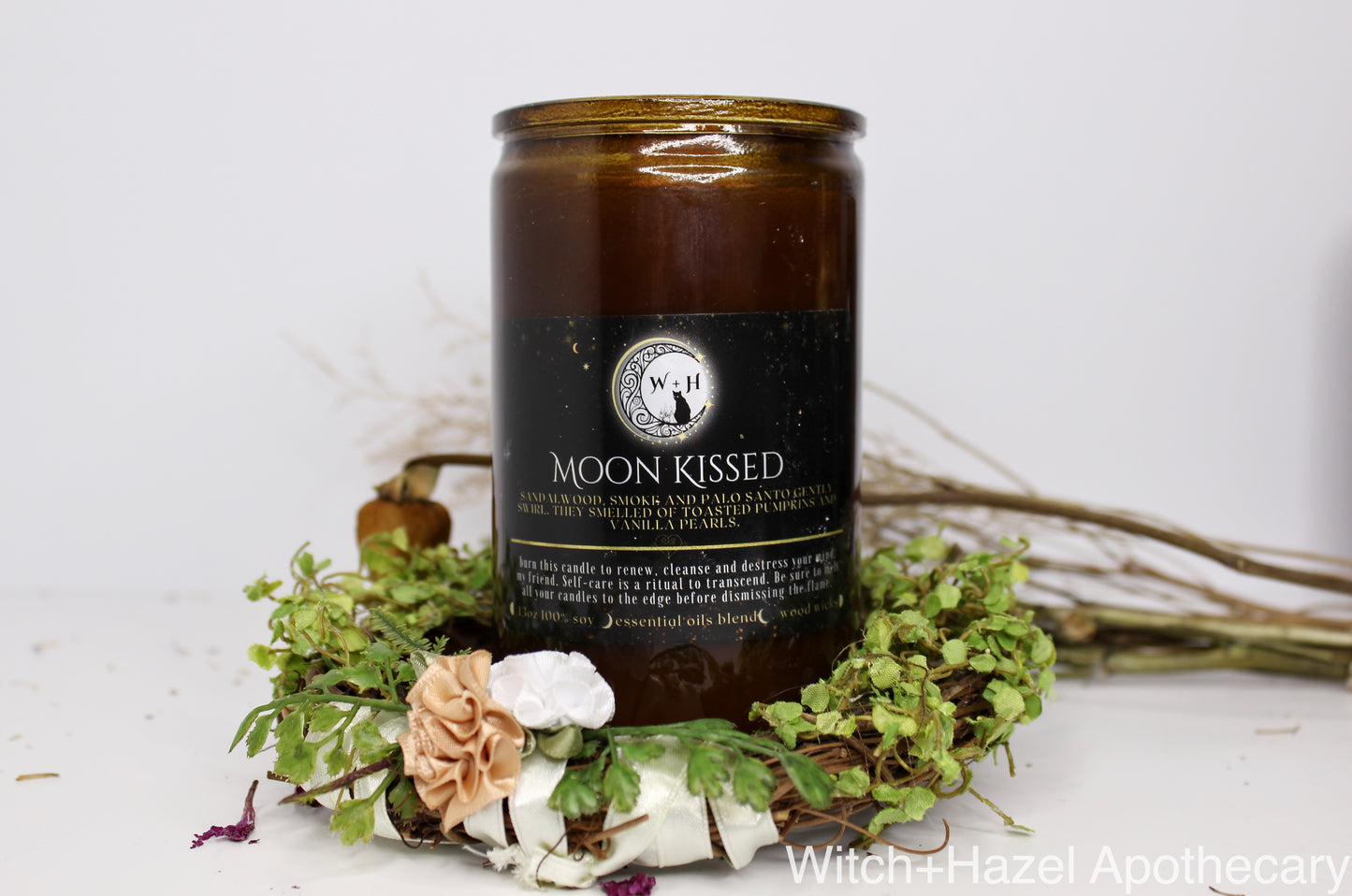 Moon Kissed (Sandalwood, Smoke and Toasted Vanilla Candle). Ethical, Sustainable, Vegan.